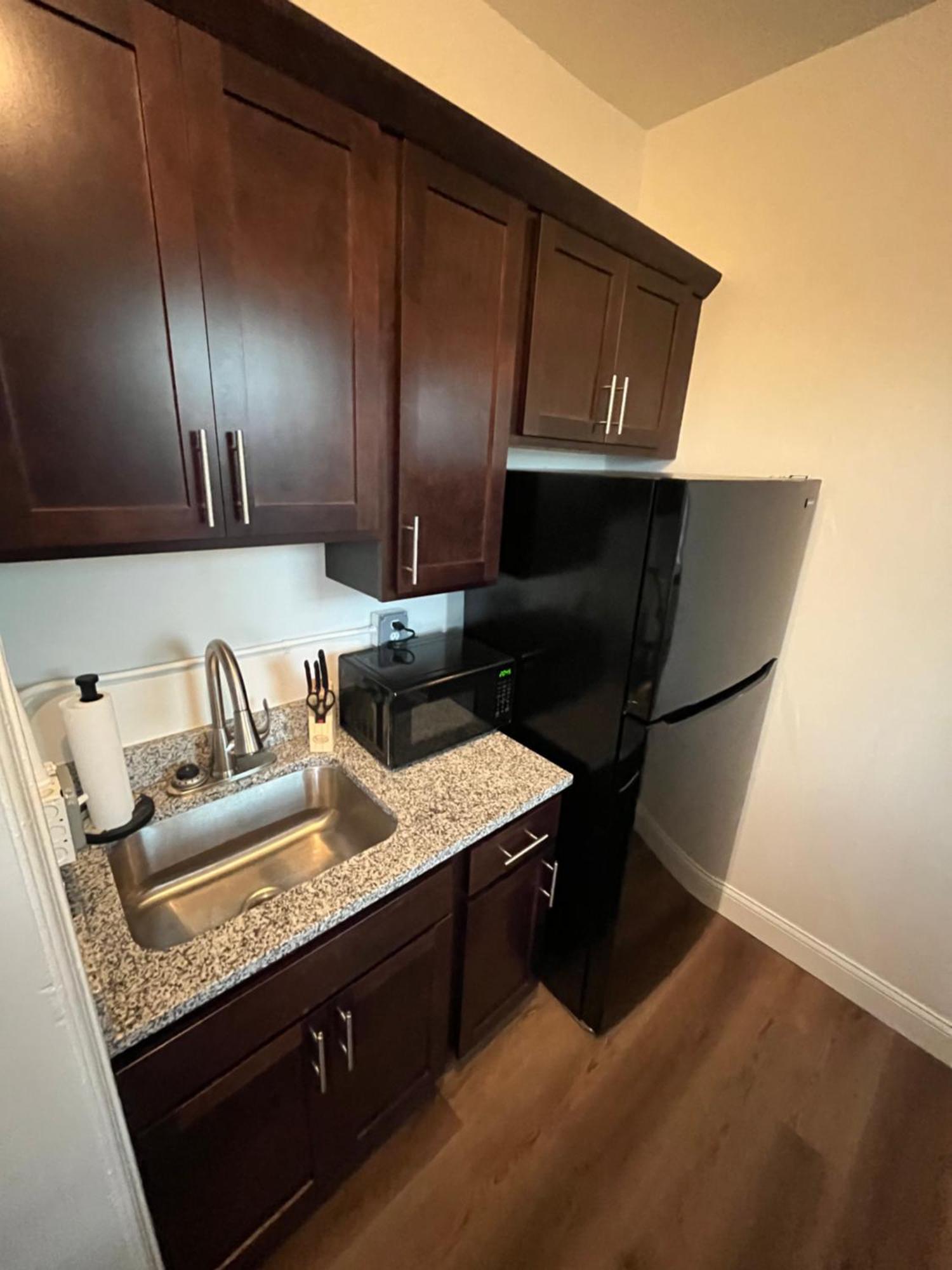 2 Bedroom Stylist Apartment Detroit Exterior foto